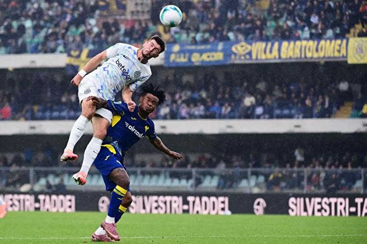 Inter, Verona'yı Awayda 2-1 Mağlup Etiyor: Hakan Çalhanoğlu'nun Asist Yaptığı Golun Hikayesi 1 Inter, Verona'yı Awayda 2-1 Mağlup Etiyor: Hakan Çalhanoğlu'nun Asist Yaptığı Golun Hikayesi