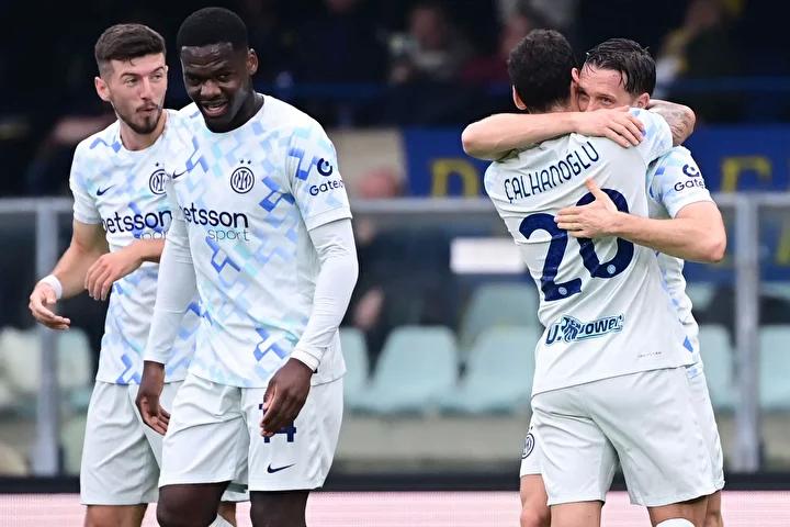 Inter, Verona'yı Awayda 2-1 Mağlup Etiyor: Hakan Çalhanoğlu'nun Asist Yaptığı Golun Hikayesi 3 Inter, Verona'yı Awayda 2-1 Mağlup Etiyor: Hakan Çalhanoğlu'nun Asist Yaptığı Golun Hikayesi