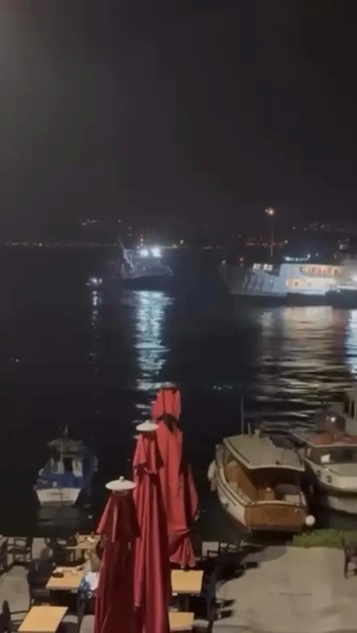 Istanbul Bogazinda Deniz Kazasi Vapurun Aglara Takilmasi Istanbul Bogazinda Deniz Kazasi Vapurun Aglara Takilmasi