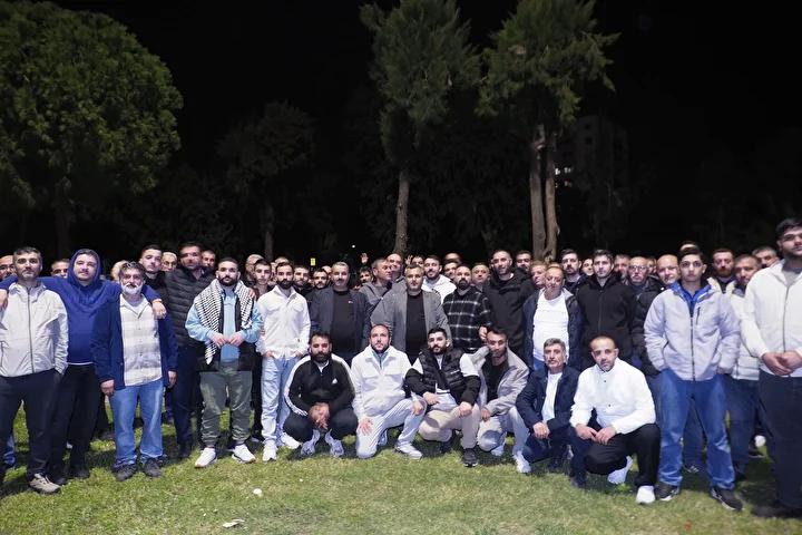 İzmir Esnafı Bostanlı Pazarı'nda Haklarını Savunuyor 4 İzmir Esnafı Bostanlı Pazarı'nda Haklarını Savunuyor