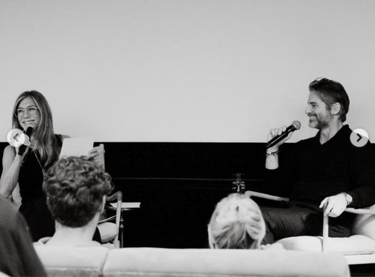 Jennifer Aniston ve Jim Curtisin Ask Hikayesi Gun yuzune Cikti