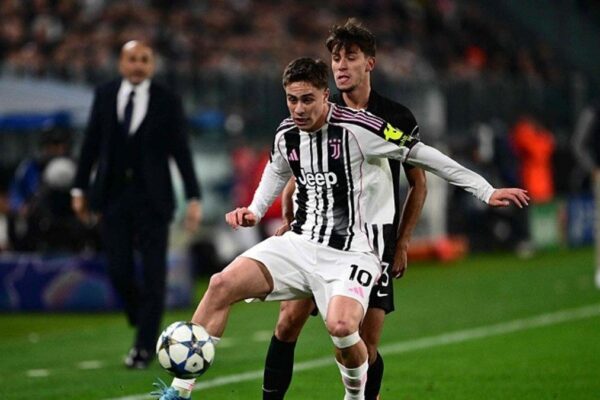 Juventus ve Sporting Lisbon8217nun Cekismeli Sampiyonlar Ligi Maci sona erdi