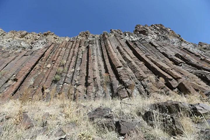 Kagizman Bazalt Sutunlari Dogal Harikalar ve Koruma Calismalari Kagizman Bazalt Sutunlari Dogal Harikalar ve Koruma Calismalari