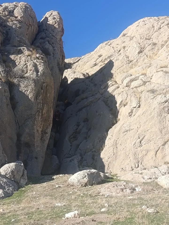 Kalecik Mahallesi Kayalıklarında Mahsur Kalan Şefik Bartin Kurtarıldı