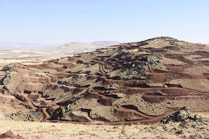 Kangal8217daki Altin Kesfi ve Sondaj Calismalari Kamuoyuna Aciklandi Kangaldaki Altin Kesfi ve Sondaj Calismalari Kamuoyuna Aciklandi