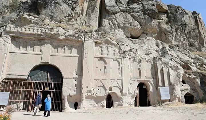 Kapadokya’nın Tarihi İzleri: Bezirhane ve Yağ Üretim Süreci 1 Kapadokya’nın Tarihi İzleri: Bezirhane ve Yağ Üretim Süreci