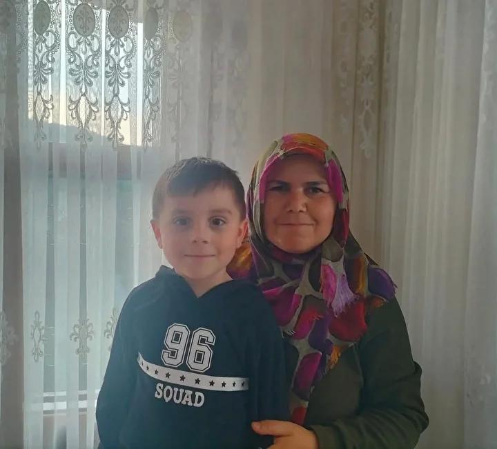 Kayip Anne ve Oglunun Arama Calismalari Hiz Kesmeden Devam Ediyor Kayip Anne ve Oglunun Arama Calismalari Hiz Kesmeden Devam Ediyor