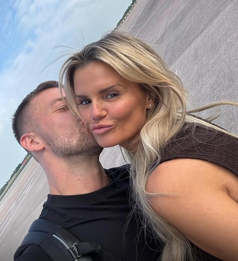 Kerry Katona'nın Dönüşüm Hikayesi ve Aşk Serüveni