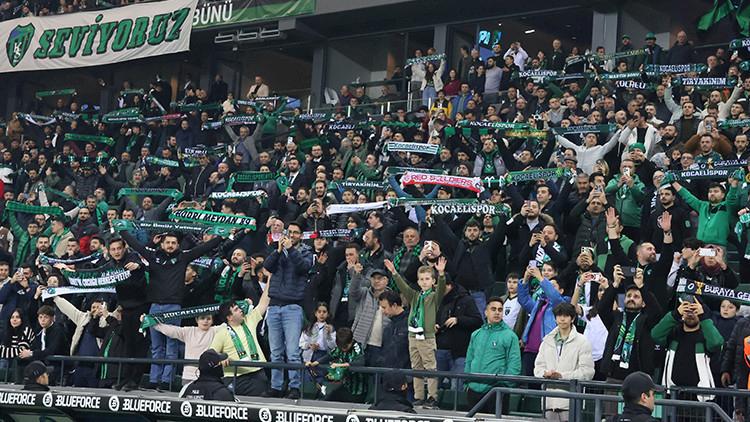 Kocaelispor-Galatasaray Maçında Taraftar Rekor Denemesi