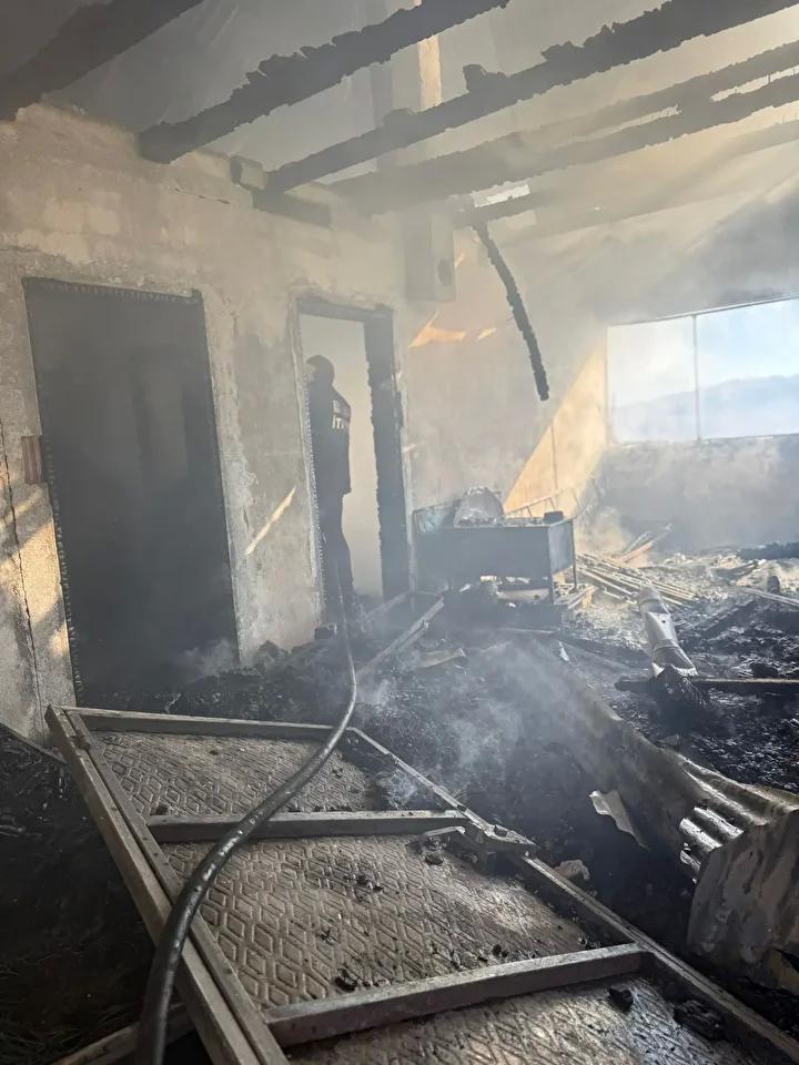 Koşoluk Yaylasında Müstakil Evde Yangın Çıktı, Kayıplar Yaşandı