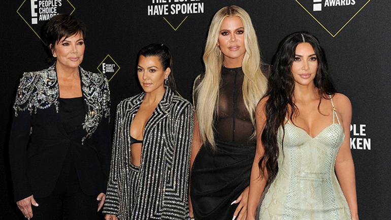 Kris Jenner8217in Sohret Servet ve Estetik Seruveni 70 Yasinda Genc Kalmanin Gorunumdeki Degisiklikler ve Yenilenme Cabasi