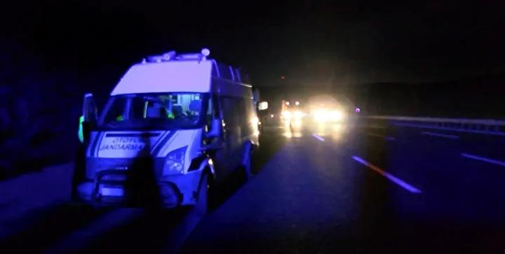 Kuzey Marmara Otoyolunda Kamyon Yangini Guvenlik Alarmi Verdi