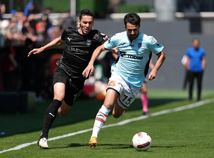 Leo Dubois Futbolu SONA ERDİ: Yeni Bir Sayfa Açıyor