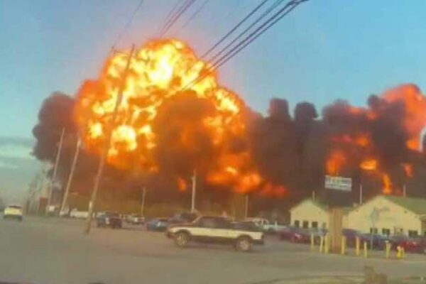 Louisville’de UPS Kargo Uçağı Kaza Yaptı: Detaylar ve Resmi Açıklamalar