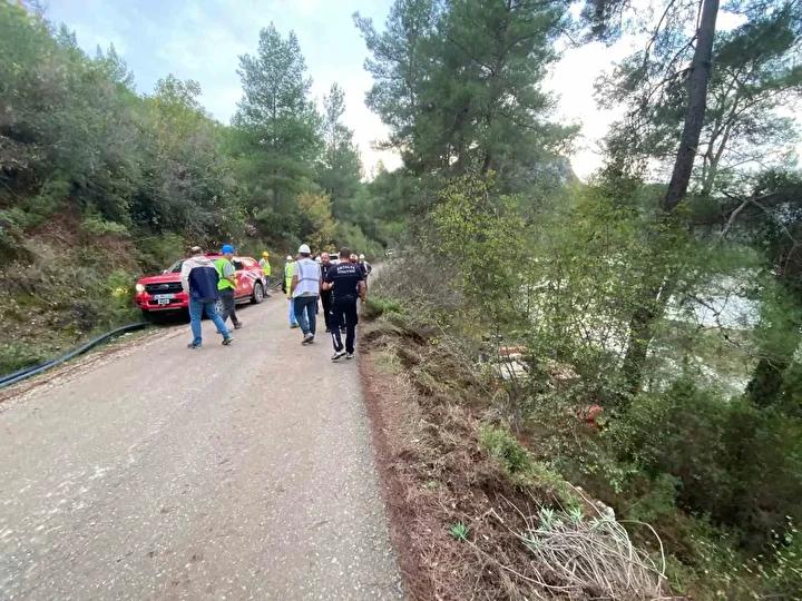 Manavgat8217ta Is Makinasi Kazasi Operator Yaralandi Manavgatta Is Makinasi Kazasi Operator Yaralandi