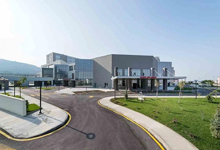 Manisa Şehir Hastanesi'nin 7 Yıllık Başarı Hikayesi ve Hizmetlerine Dair Güncel Bilgiler