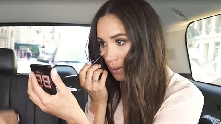 Meghan Markle Hollywood8217a Surpriz Donusle Geri Donuyor Set Gunleri ve Isbirligi