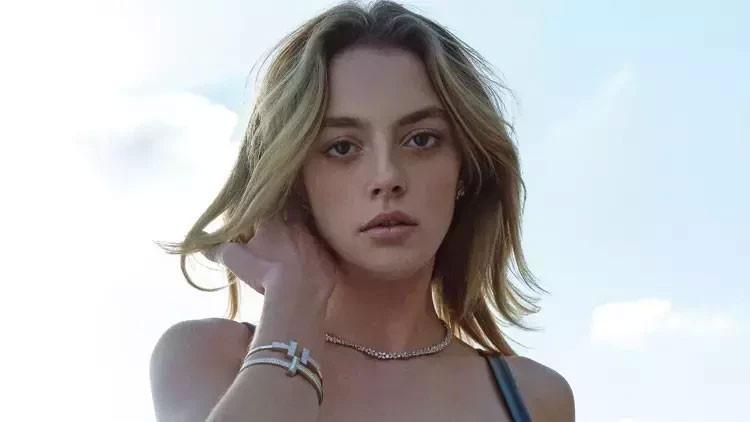 Melis Sezen: Oyunculuk ve İş Hayatındaki Başarı Hikayesi