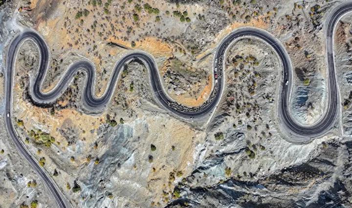 Mevsim Gecisiyle Goc Yolu Hikayeleri ve Zorluklar Mevsim Gecisiyle Goc Yolu Hikayeleri ve Zorluklar