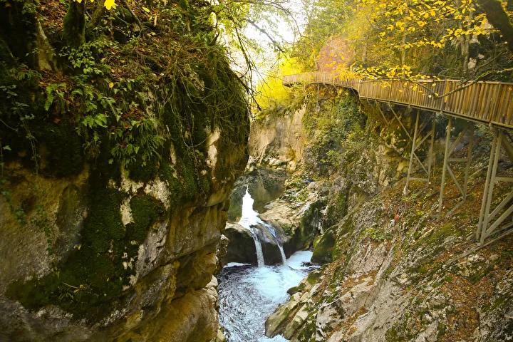Pinarbasi Horma Kanyonunun Buyuleyici Sonbahar Manzaralari