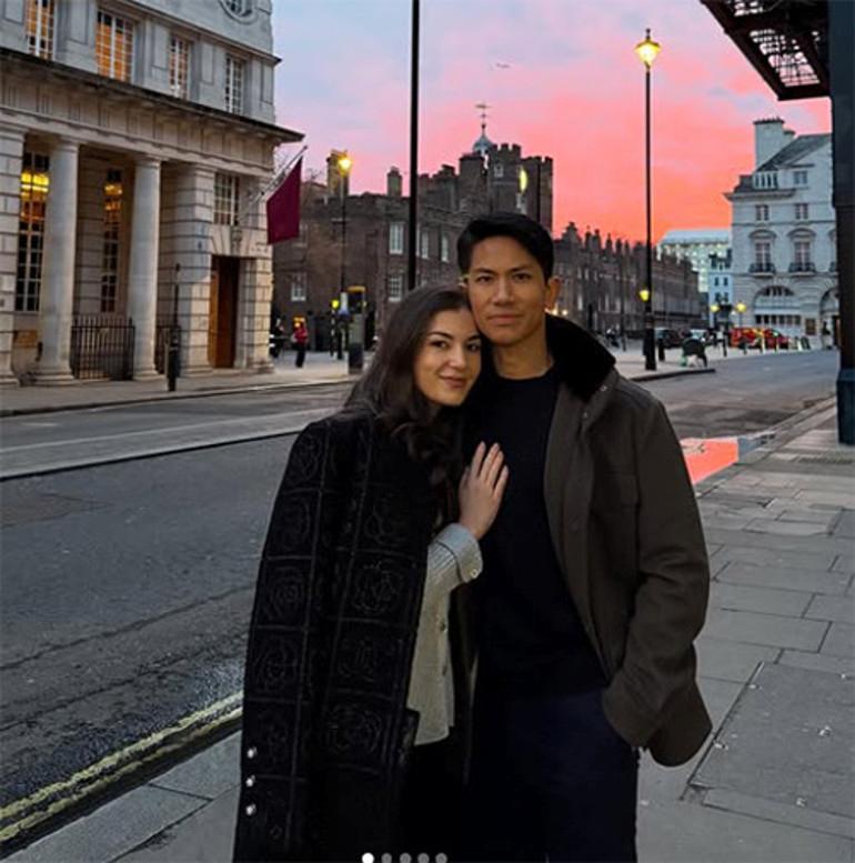 Prens Abdul Mateen ve Esi Anishanin Ozel Gunleri ve Bebek Heyecani