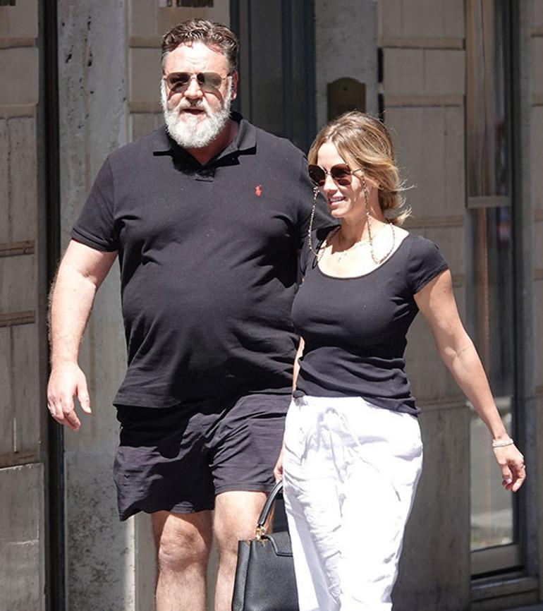 Russell Crowe Nisanlilik ve Evlilikle Ilgili Yanitlarini Sasirtici Sekilde Dile Getirdi