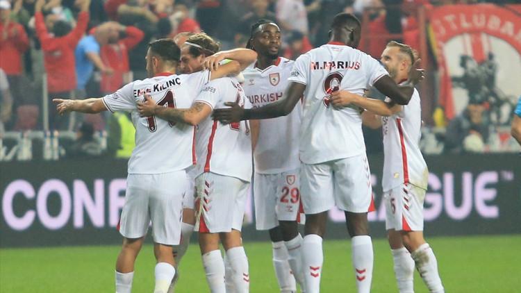 Samsunspor UEFA Konferans Ligi8217nde Tarih Yazmaya Devam Ediyor Oyun Analizi ve Macin Onemli Anlari