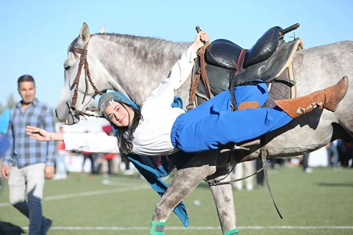 Şanlıurfa'da Geleneksel Atlı Sanat Gösterisi Büyük Beğeni Topladı