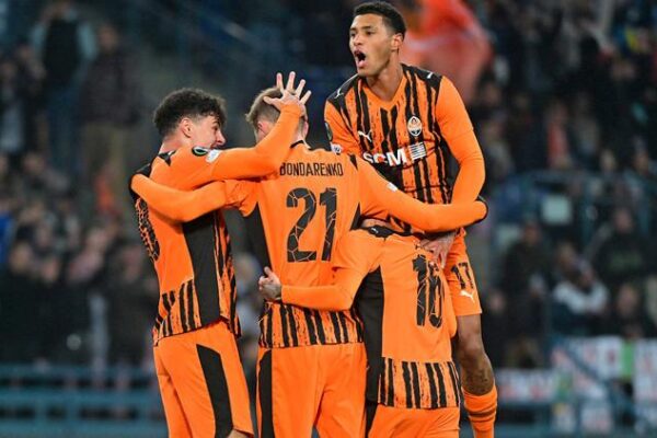 Shakhtar Donetsk UEFA Konferans Ligi Zaferiyle Yoluna Devam Ediyor