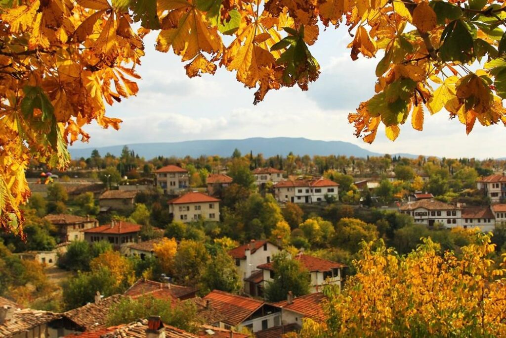 Sonbaharda İstanbul ve Türkiye’nin En Güzel Rotaları