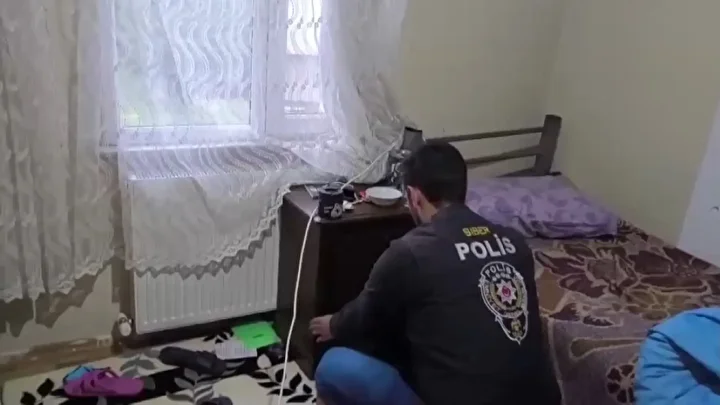 Sosyal Medya Dolandiricilik Operasyonu Detaylari ve Sonuclar Internet ve Sosyal Medyada Dini Duygulari Kotuye Kullanma Vakasina Operasyon