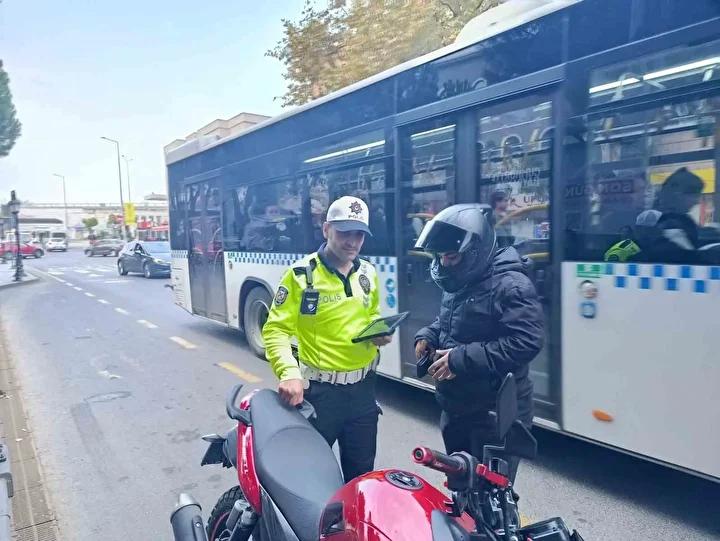 Tekirdag Trafik Denetimleri Sikilastirildi 53 Bin 300 TL Ceza Kesildi