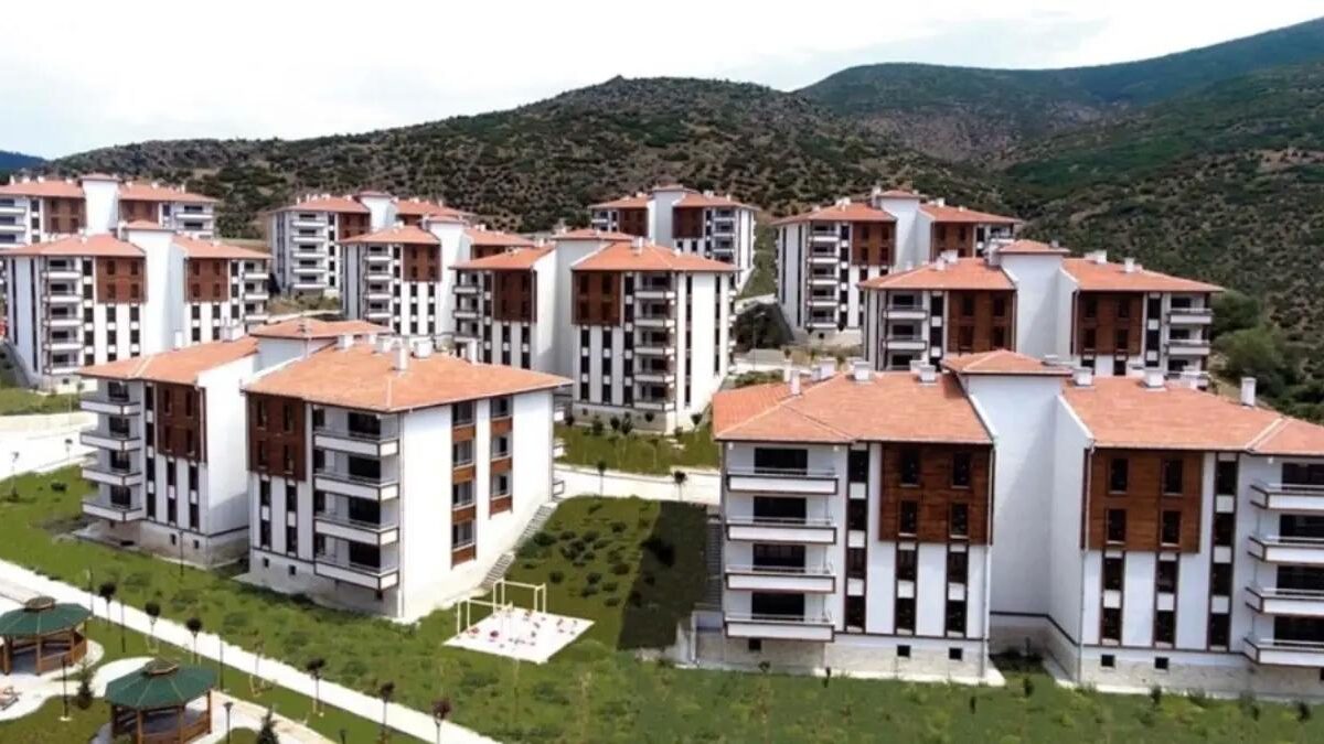 TOKİ Sosyal Konut Başvuruları Ne Zaman Bitiyor? Yüzyılın Konut Projesi Son Başvuru Tarihi ve Detaylar