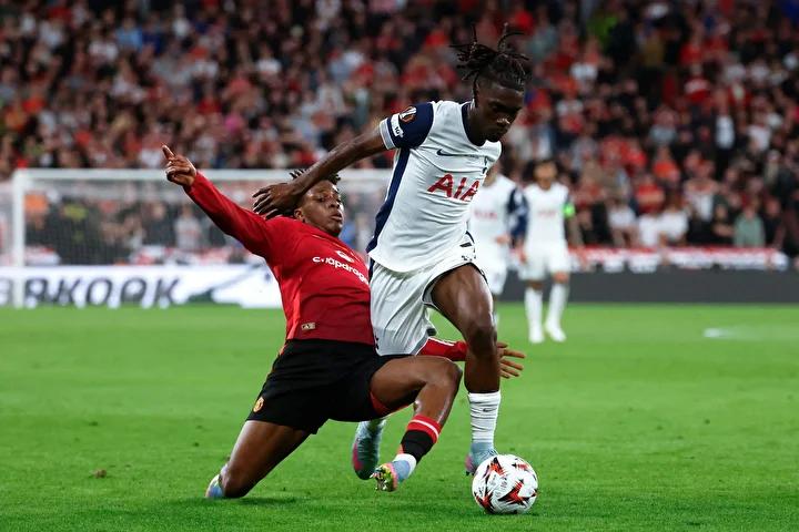 Tottenham Futbolcusu Bissouma8217nin Banka Hesabindan Dolandiricilik Olayi Gun Tottenham Futbolcusu Bissoumanin Banka Hesabindan Dolandiricilik Olayi Gun Yuzune Cikti