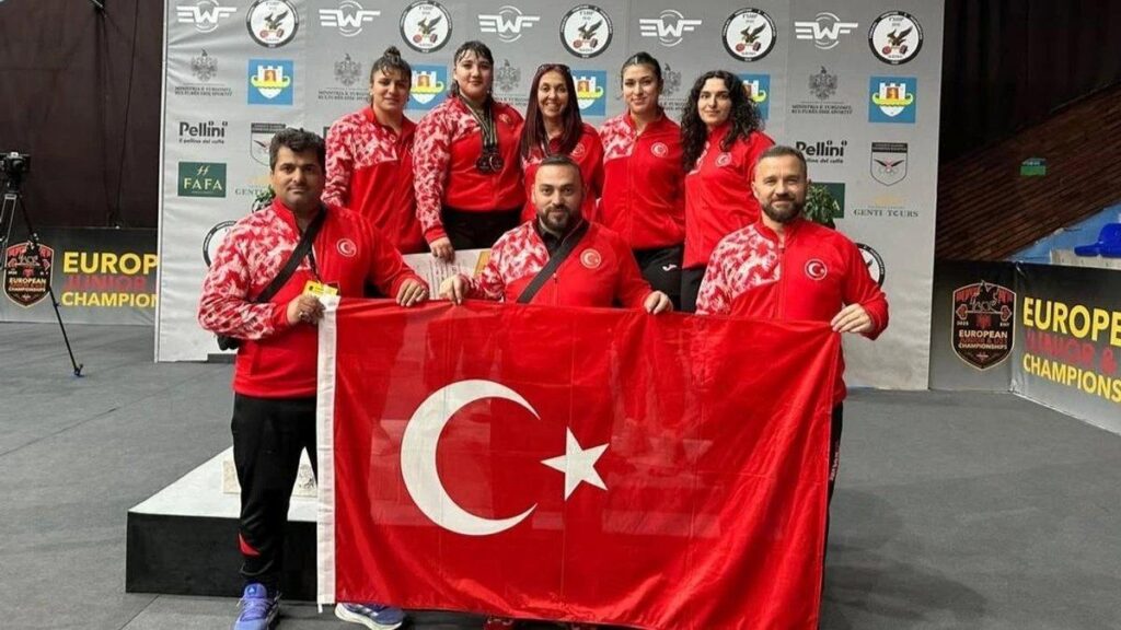 Türk Halter Takımı Arnavutluk’ta Tarih Yazdı: 49 Madalya ile Zirvedeyiz