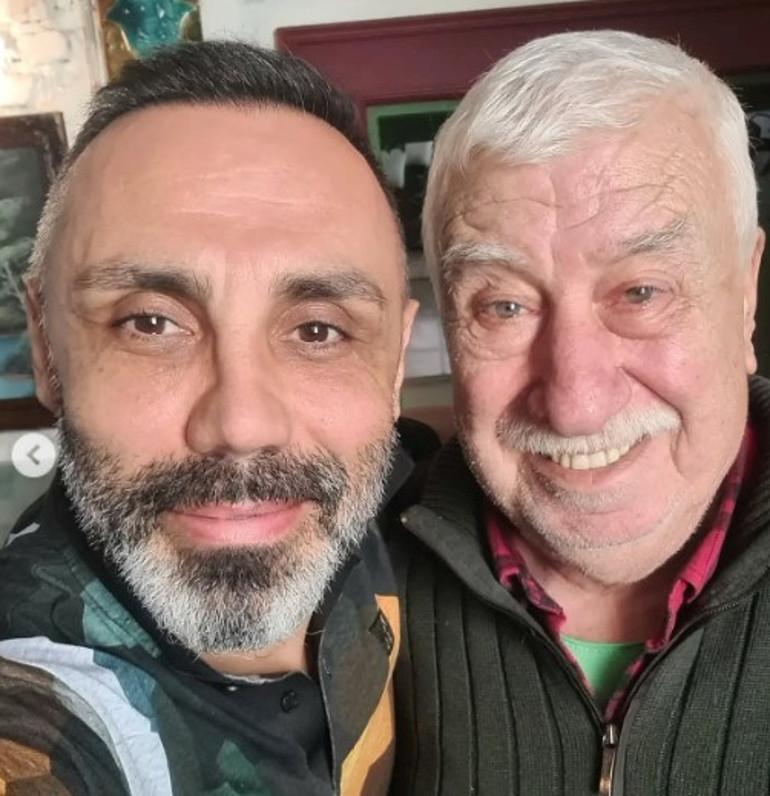 Türk Tiyatrosu'nun Efsane İsmi Ahmet Gülhan'ı Kaybettik 2 Özlem ve Geçmişe Dair Anılar