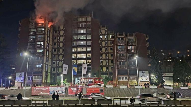 Tuzla Huzurevinde Korkutan Yangin Cok Sayida Yarali ve Olu Bildirildi