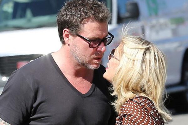 Ünlü Çiftin 18 Yıllık Evliliği Resmen Son Buldu