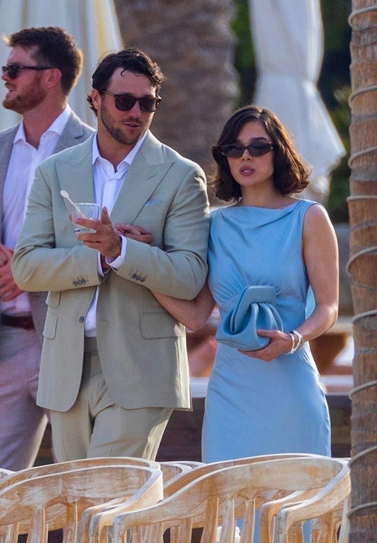 Unlu Ciftin Ask ve Evlilik Hikayesi Hayatlarinin En Guzel Anilarini Unlu Ciftin Ask ve Evlilik Hikayesi Hayatlarinin En Guzel Anilarini Paylasiyorlar