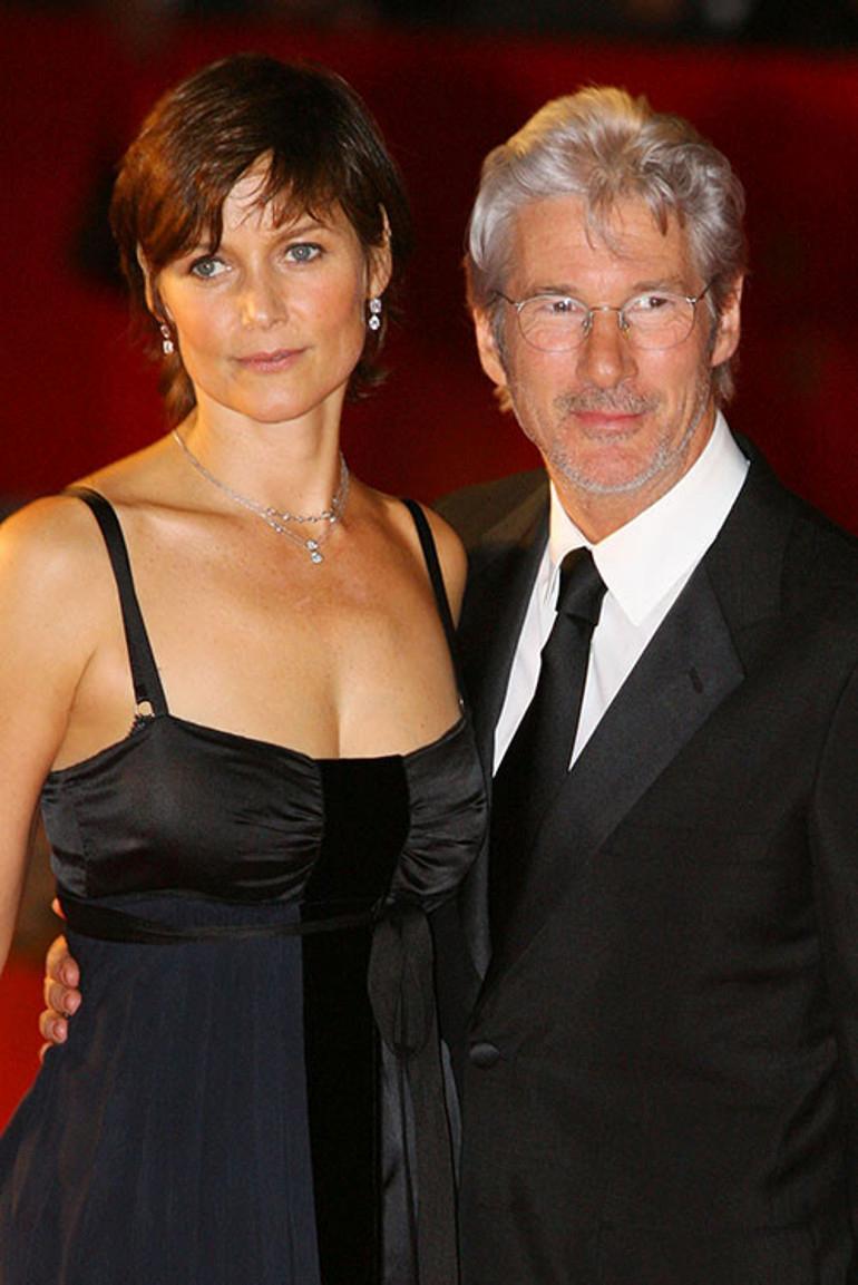 Unlu Ciftlerin Hikayesi ve Aralarindaki Baglantilarin Gunumuz Yansimalari