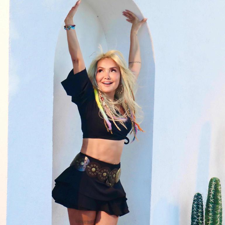 Yukselen Muzik Yildizlari ve Yeni Calismalariyla Tanitim Yazisi Yukselen Muzik Yildizlari ve Yeni Calismalariyla Tanitim Yazisi