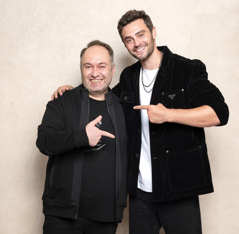 Yuzlesmeler Hayaller ve Ask Hikayeleri Bir Aktorun Samimi Anilari Degisen Kendini Tanima ve Hayata Bakis