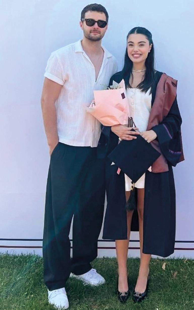 Yuzlesmeler Hayaller ve Ask Hikayeleri Bir Aktorun Samimi Anilari Reytingler ve Taninma Sureci