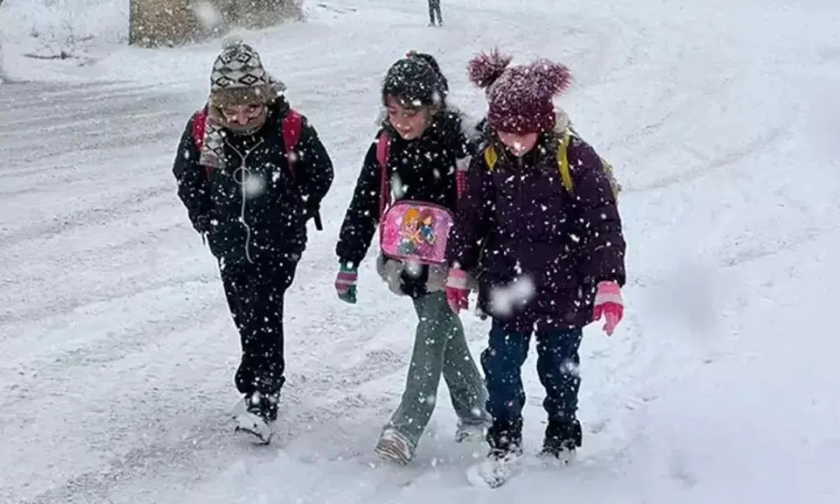 Diyarbakır’da Kar Alarmı: Okullar Tatil Edilecek mi?
