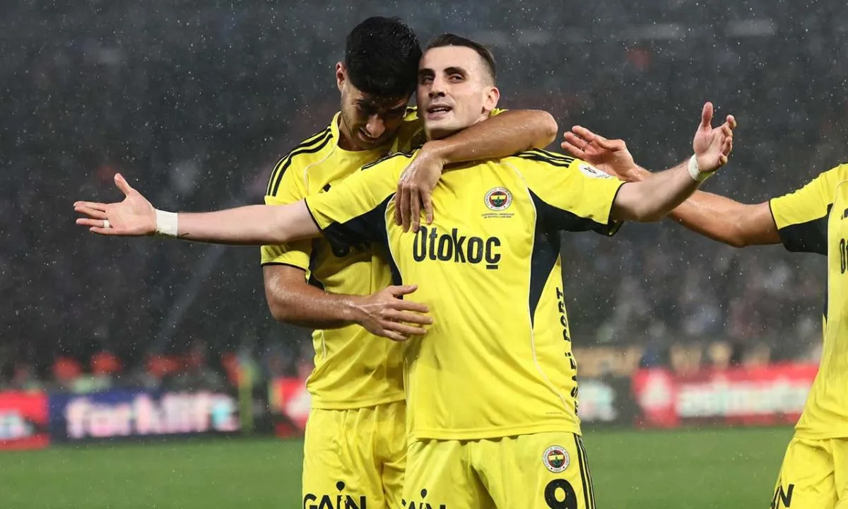 Fenerbahçe-Nottingham Forest Maçı Yayın Krizi: TRT 1 Ekranları Neden Karardı?