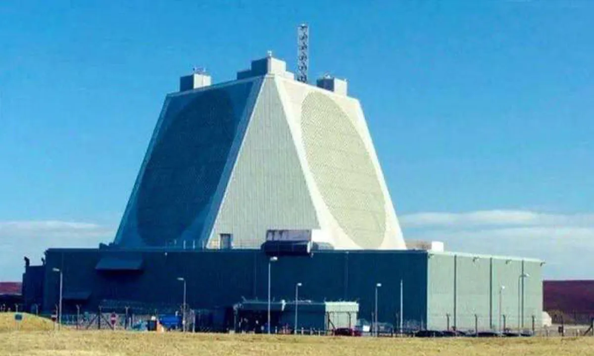 Katar'daki AN FP-132 Radarı