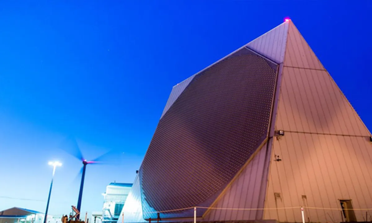 AN/FPS-132 Erken Uyarı Radarı