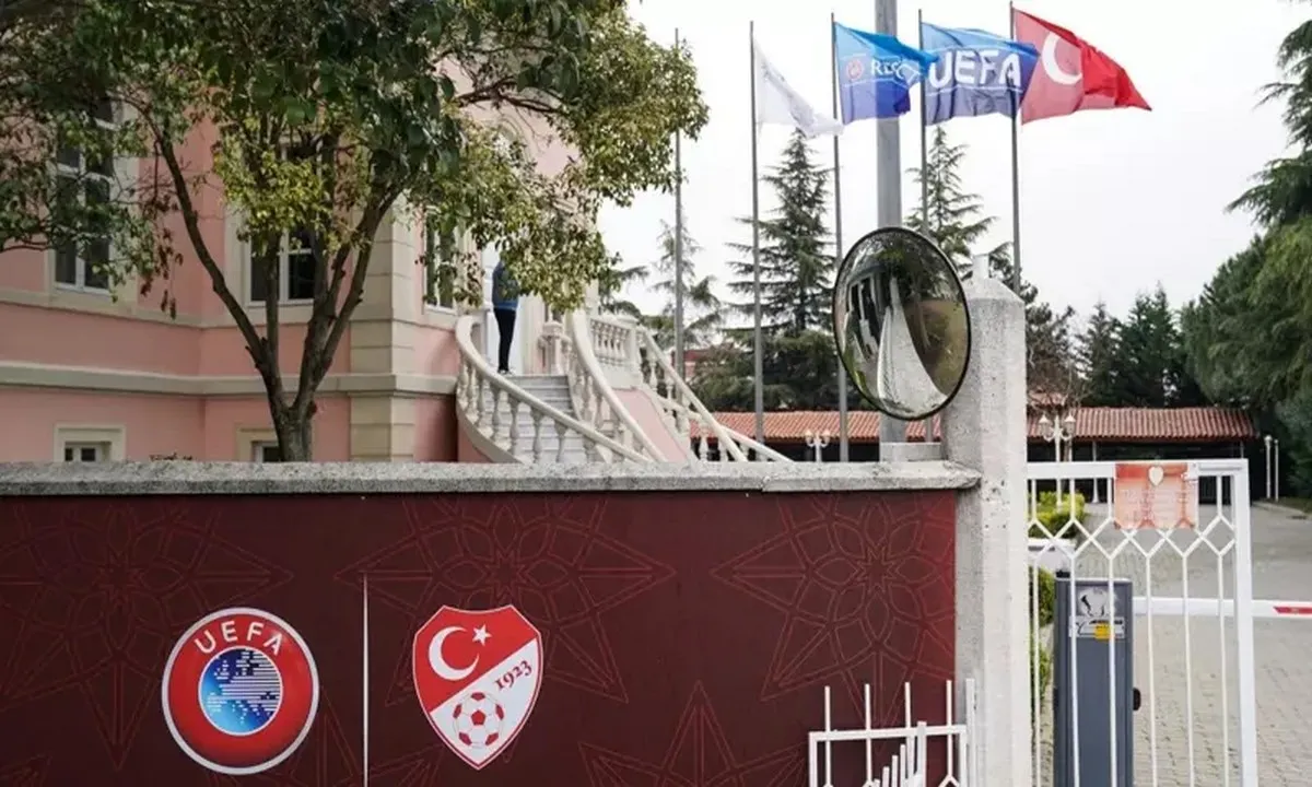 UEFA raporu açıklandı: Türk futbolunda gelir yüksek, mali risk büyük!