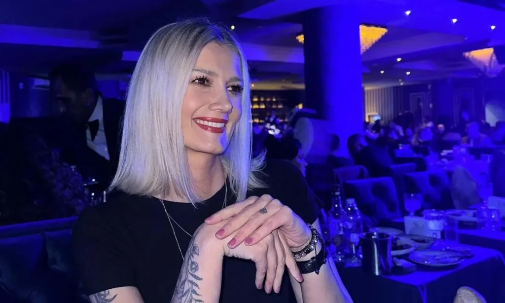 Aleyna Tilki’nin Annesi Zuhal Kalaycıoğlu Hakkında Merak Edilenler: Özel Hayatı ve Kariyeri