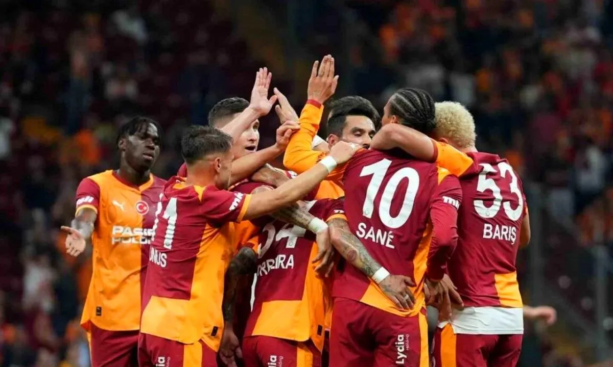 Aslan Avrupa’da Kükredi: Galatasaray, Liverpool’u Devirerek Tur İçin Avantajı Kaptı!